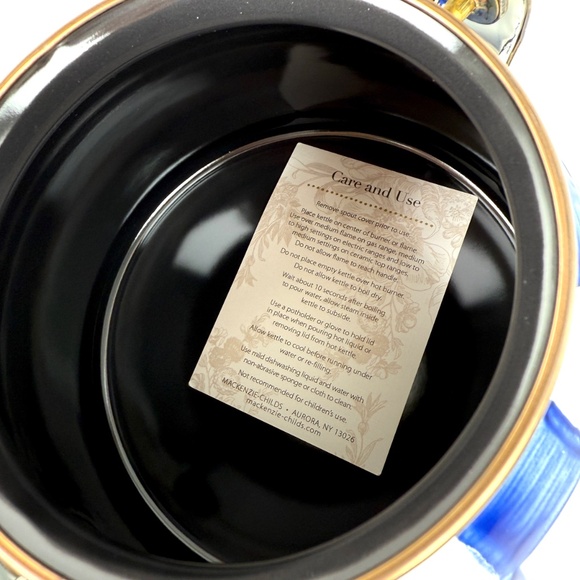 New MacKenzie-Childs Royal Check Blue White Tea Kettle 2QT - Picture 8 of 8